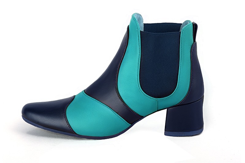 Navy blue women's ankle boots, with elastics. Round toe. Low flare heels. Profile view - Florence KOOIJMAN